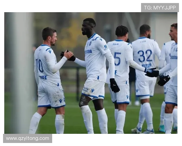 法甲球队战术设计与赛场执行策略分析 法甲球队战术设计与赛场执行策略分析