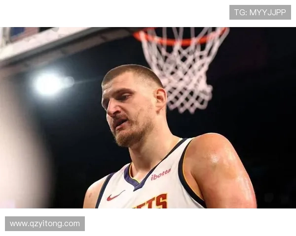 东契奇与约基奇短暂出场表现平平KD的点评引发球迷热议 东契奇与约基奇短暂出场表现平平KD的点评引发球迷热议